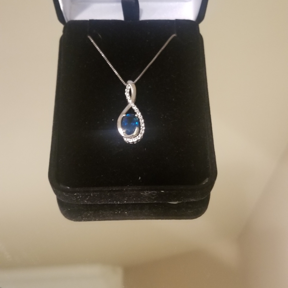 Sterling silver necklace - Picture 2 of 5
